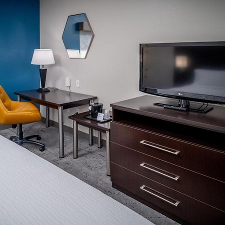 Holiday Inn Express & Suites Cross Lanes By Ihg Ngoại thất bức ảnh