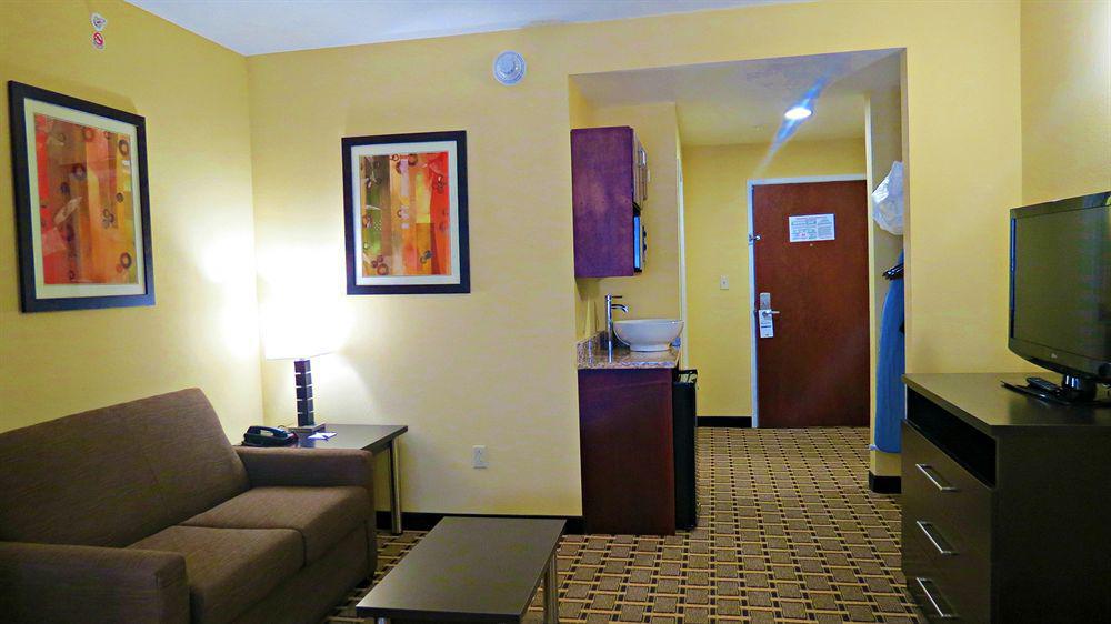 Holiday Inn Express & Suites Cross Lanes, An Ihg Hotel Ngoại thất bức ảnh