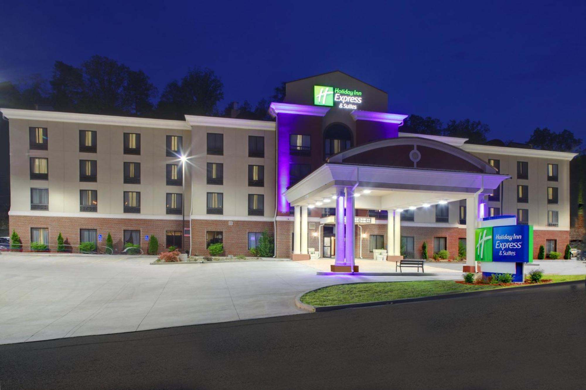Holiday Inn Express & Suites Cross Lanes By Ihg Ngoại thất bức ảnh