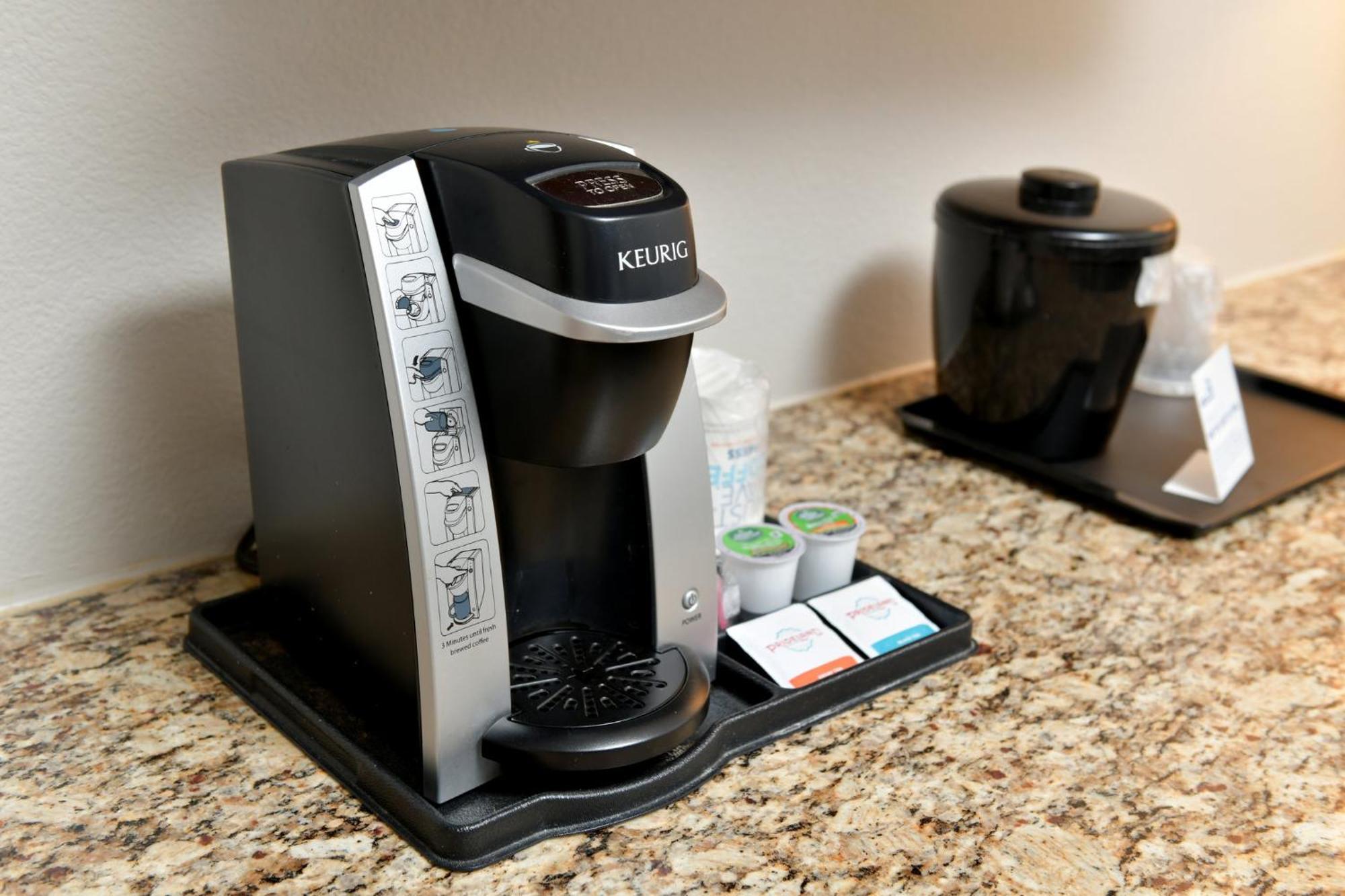 Holiday Inn Express & Suites Cross Lanes By Ihg Ngoại thất bức ảnh